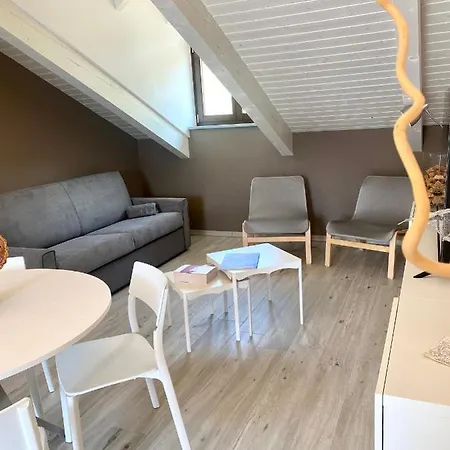 Casa Di Nuvola -residenza Lavinia - Monforte dʼAlba