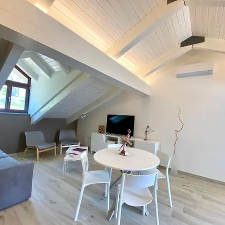 Casa Di Nuvola -residenza Lavinia - Apartmán