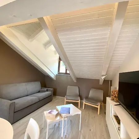 Casa Di Nuvola -residenza Lavinia - Monforte dʼAlba