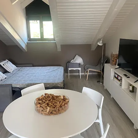 Apartmán Casa Di Nuvola -residenza Lavinia - Monforte dʼAlba